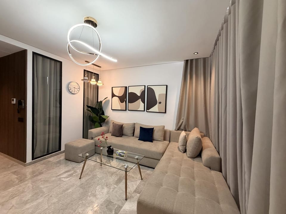 Happy Living Maarif Apartment in Casablanca