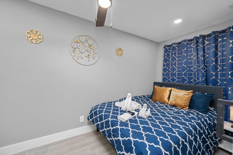 Welcoming 2BR Apartment with Pool and Free parking Apartment in Harris County
