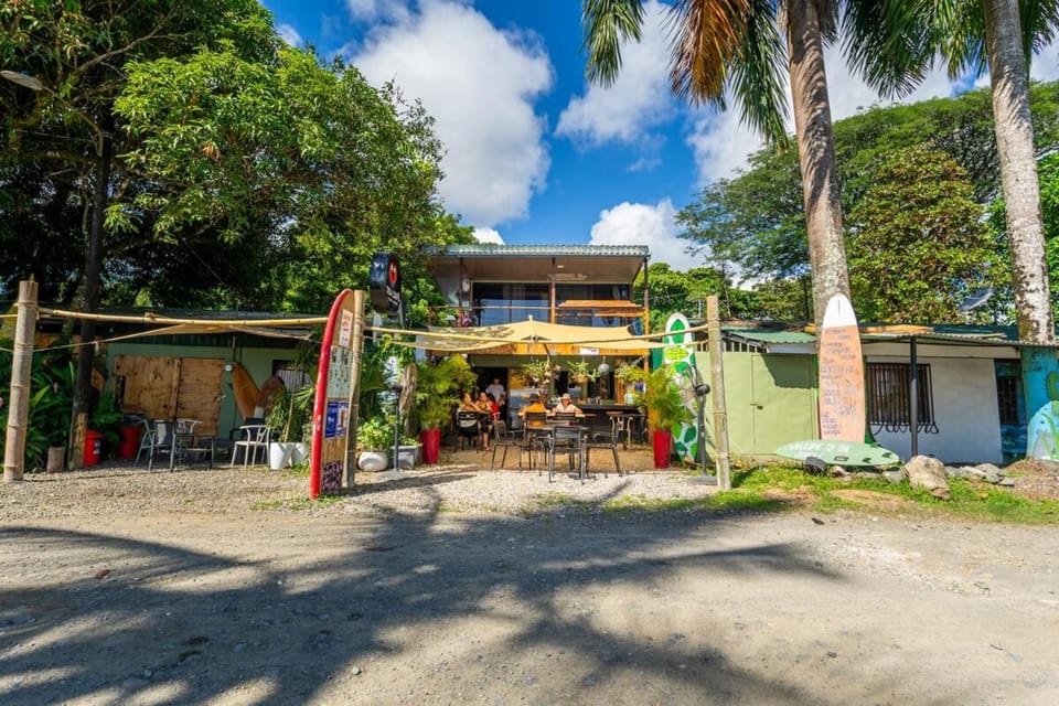 Property building, Restaurant/places to eat