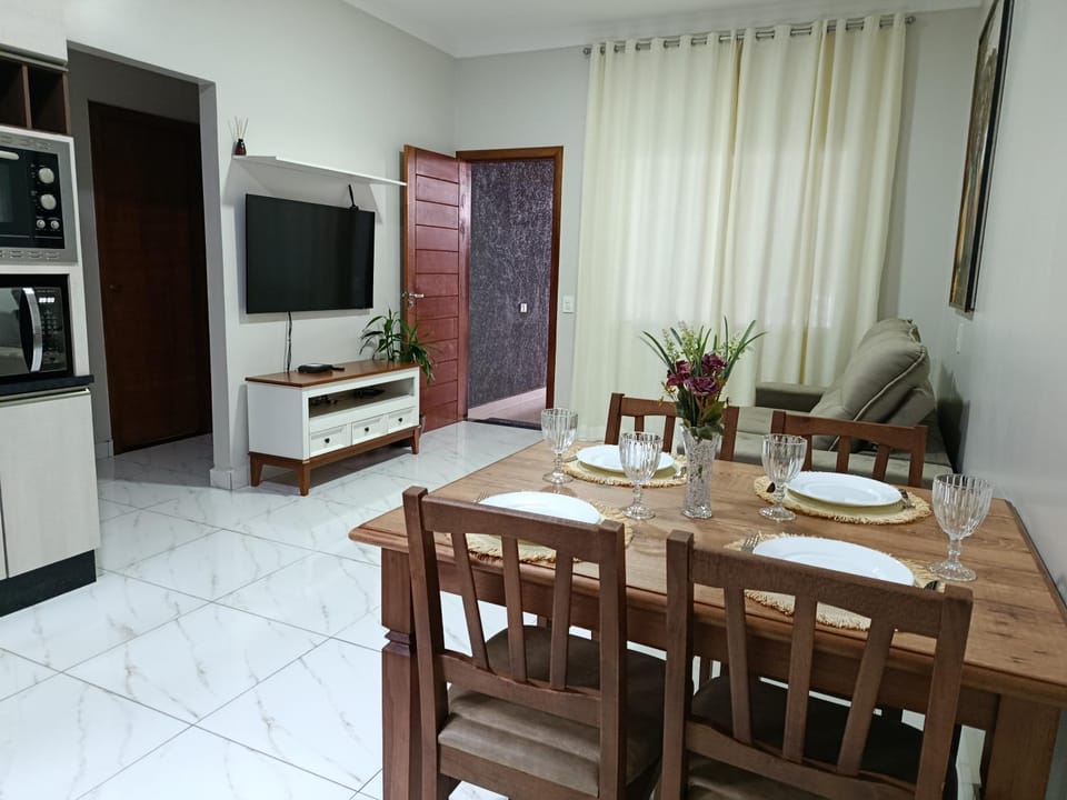 Casa Queiroz 2 Conforto e praticidade em Foz House in Foz do Iguaçu