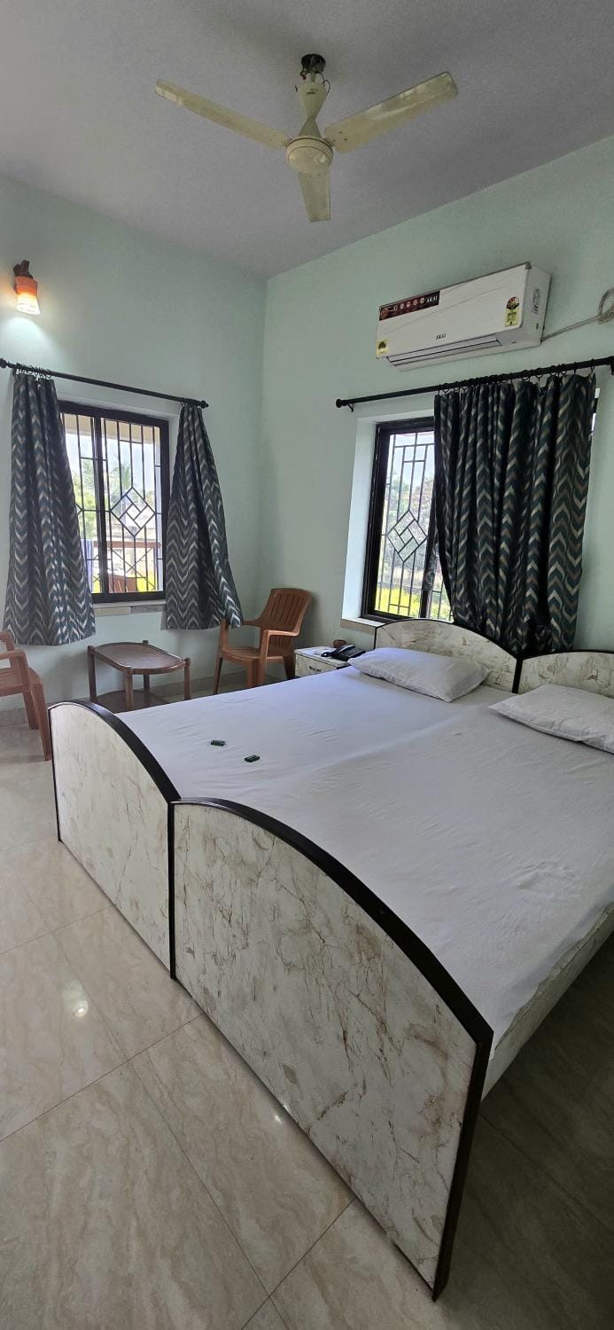 Niloy Guest House Bed and Breakfast in West Bengal