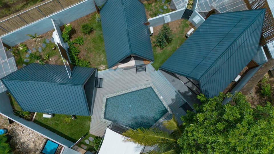 Property building, Day, Bird's eye view, Swimming pool