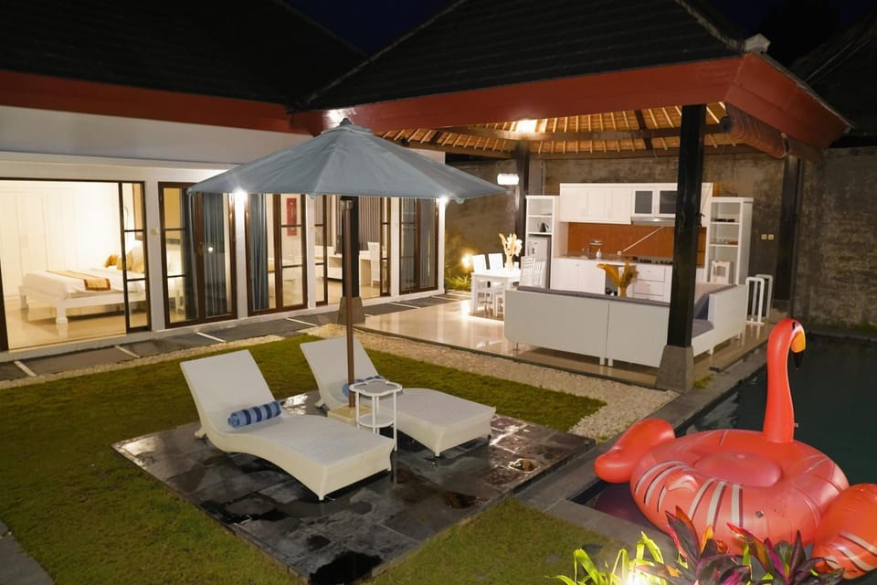 Property building, Night