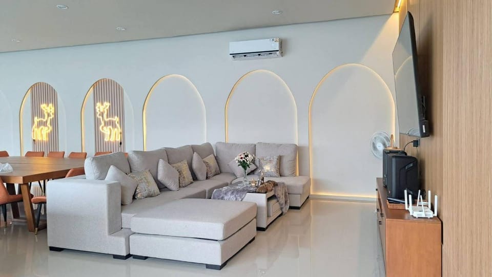 REVANA Poolvilla Villa in Pattaya City
