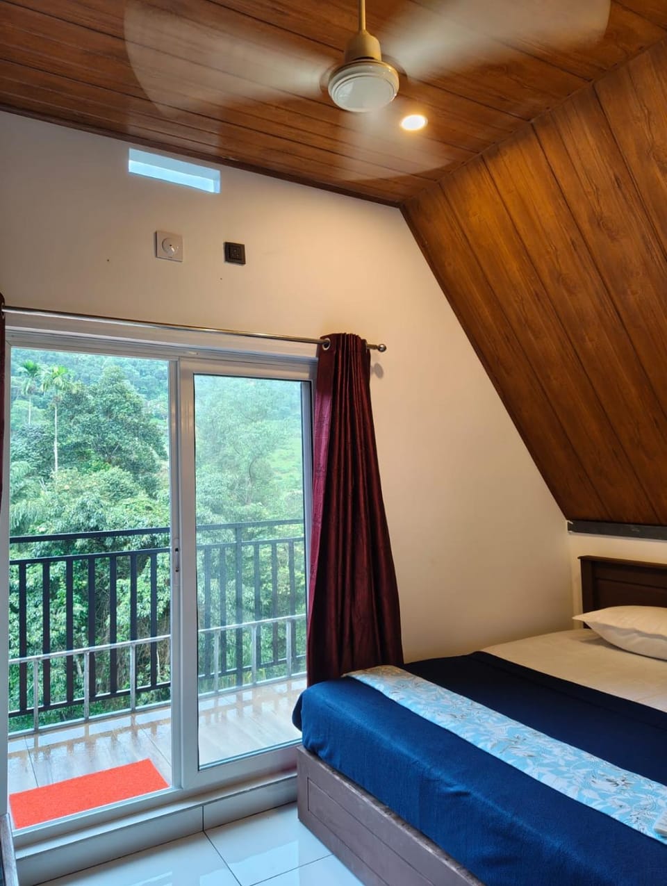 River castle Vacation rental in Kerala