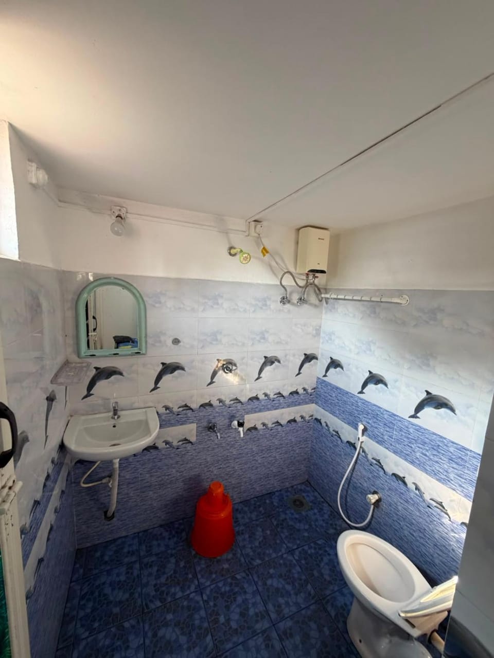 Wave Watchers Home Stay SINGLE ROOM Vacation rental in Varkala