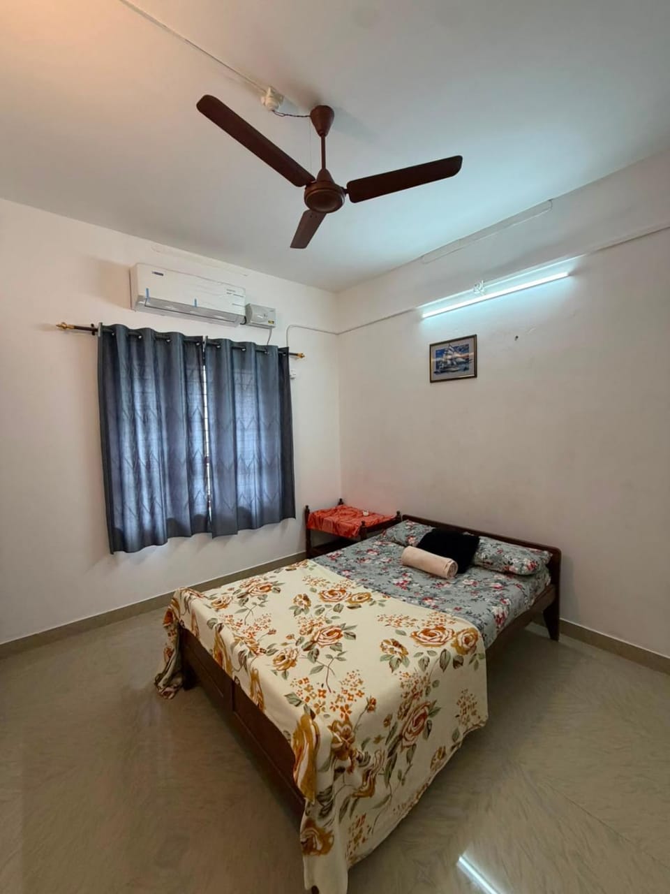 Wave Watchers Home Stay SINGLE ROOM Vacation rental in Varkala
