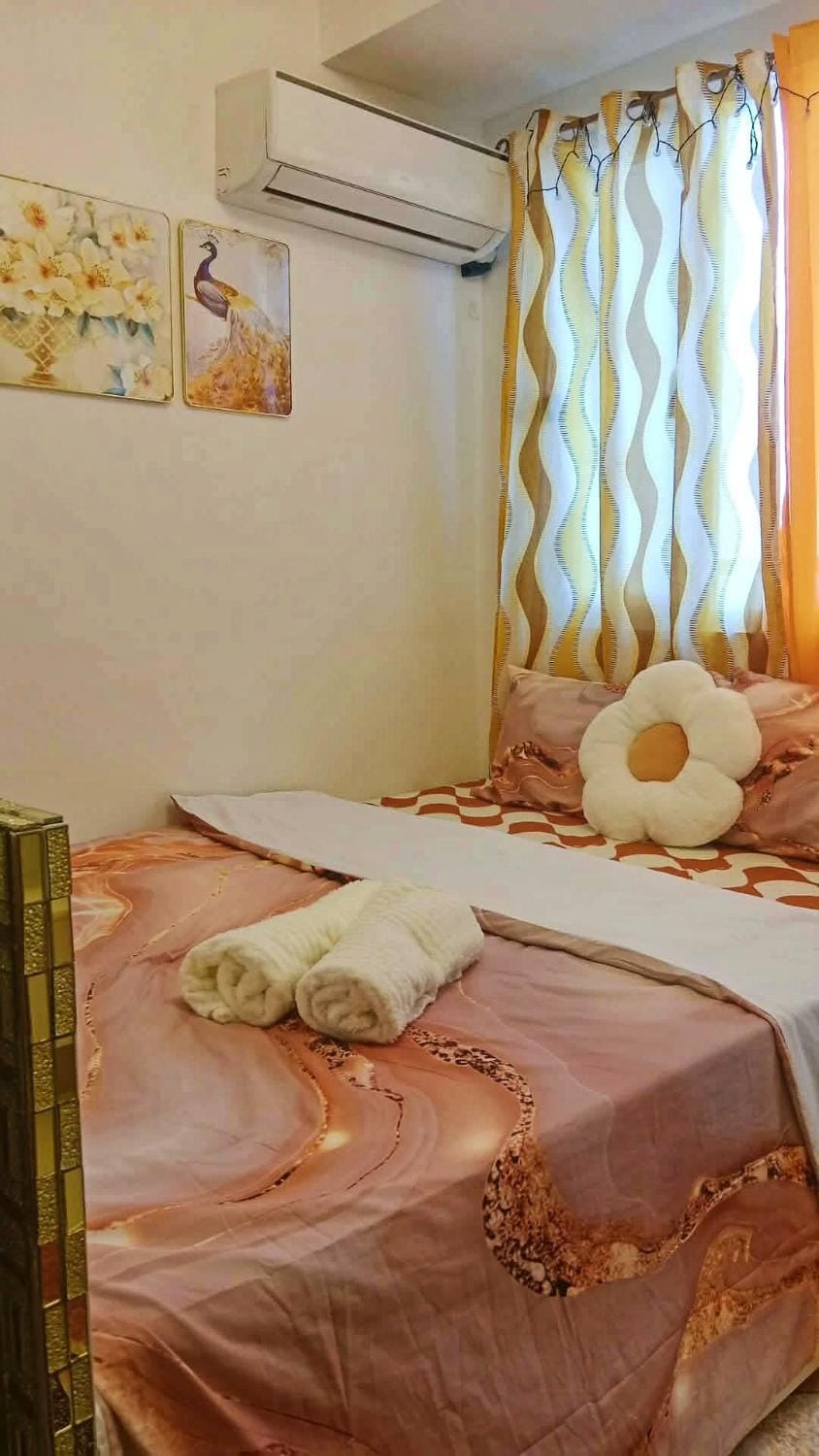 Destiny cove in South Residences, unit 1225, Tower 4 SM Southmall Apartment in Las Pinas