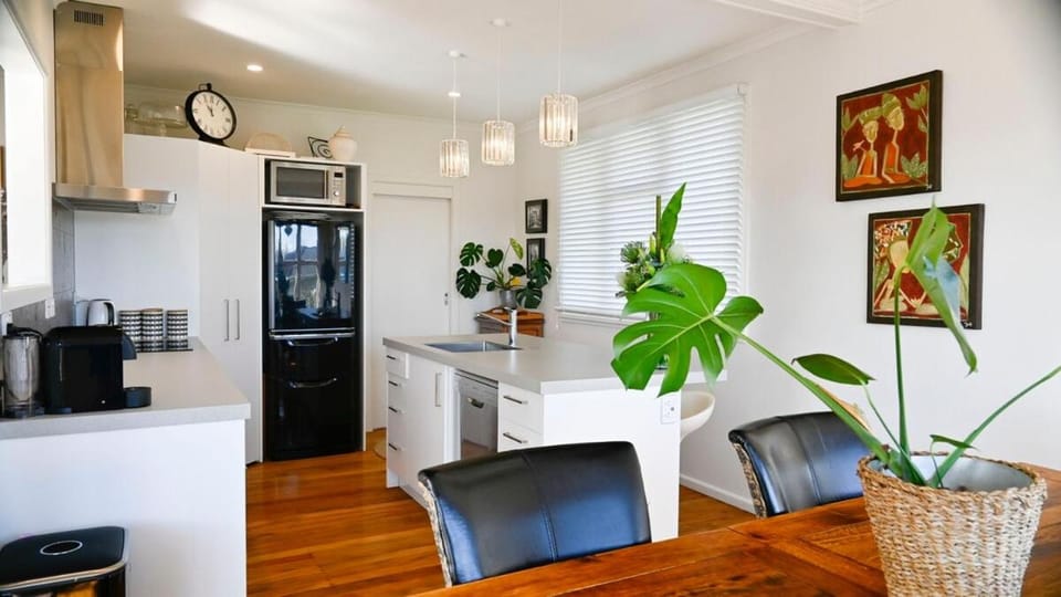 Pool & Spa - Havelock North House in Havelock North