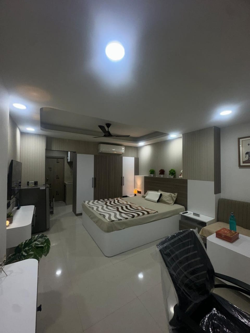 Vaishnav Homes Apartment in Gurugram