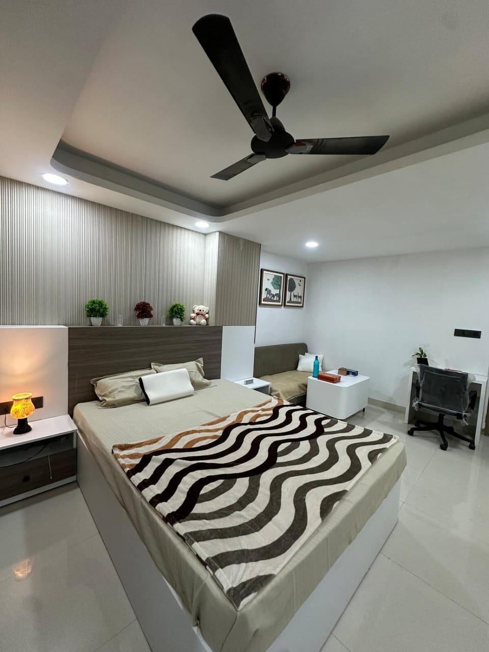 Vaishnav Homes Apartment in Gurugram