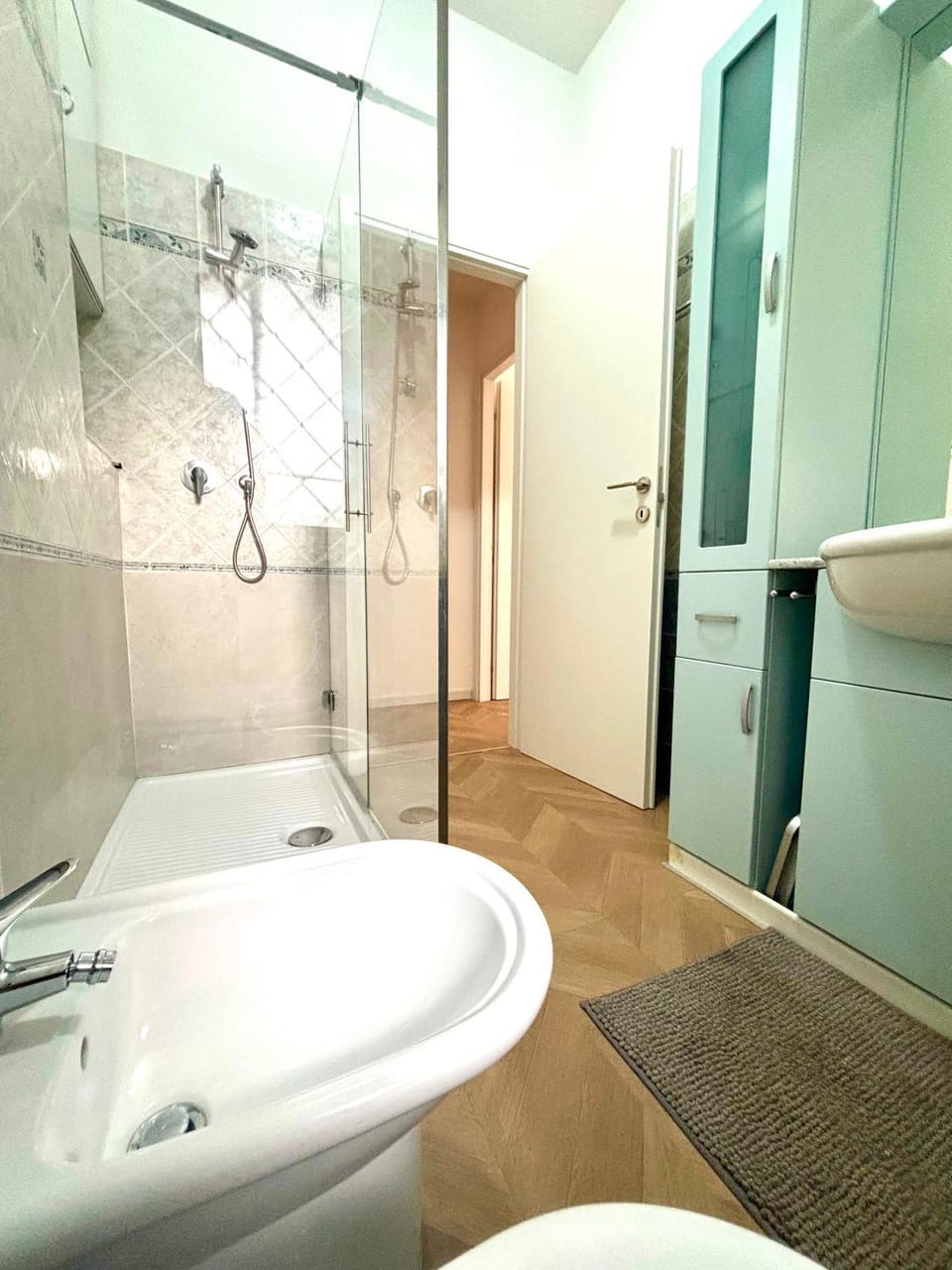 Shower, Bathroom