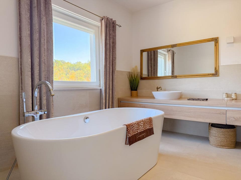 Aura Hill - Private Villa Villa in Federation of Bosnia and Herzegovina