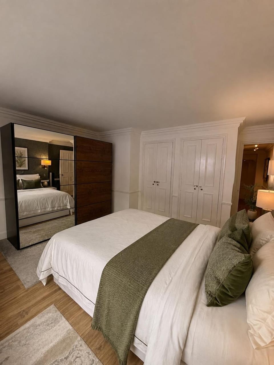 Central Apartment in Bayswater front of Hyde Park Kensington Palace Apartment in City of Westminster