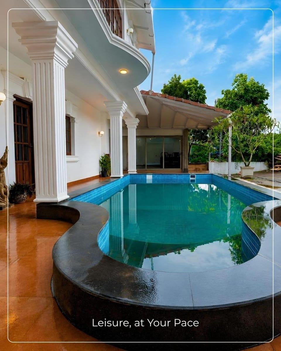 Raul's Boutique Hotel, by Dona Paula Sea View Hotel in Goa, India
