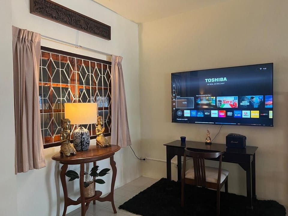 The friendly home at Naka House in Chalong