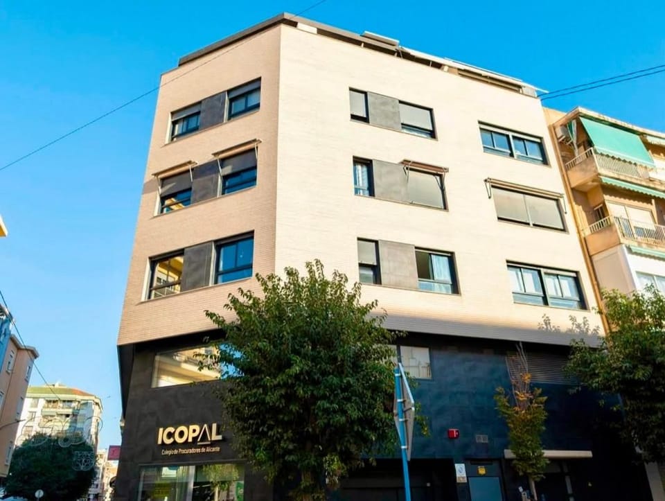 Property building, Facade/entrance