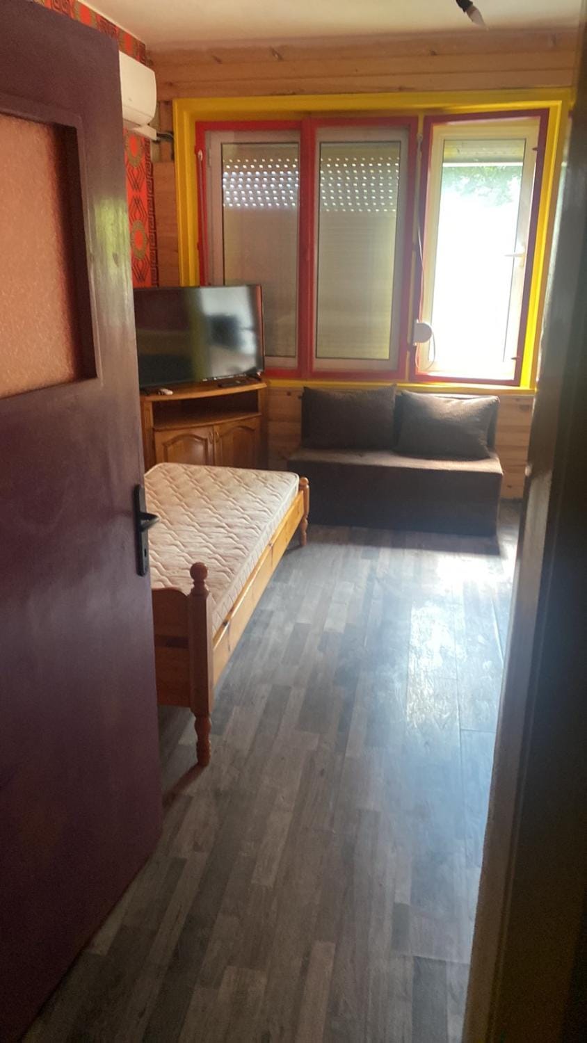 PETAR BERON 9a Apartment in Ruse