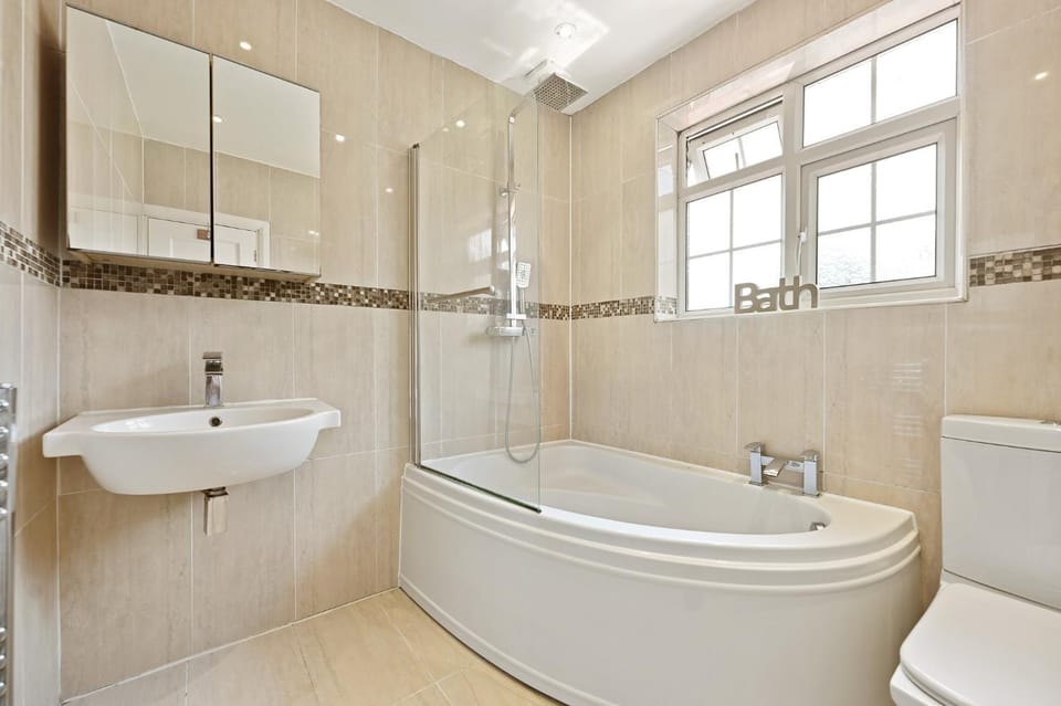 Bathroom, Bath
