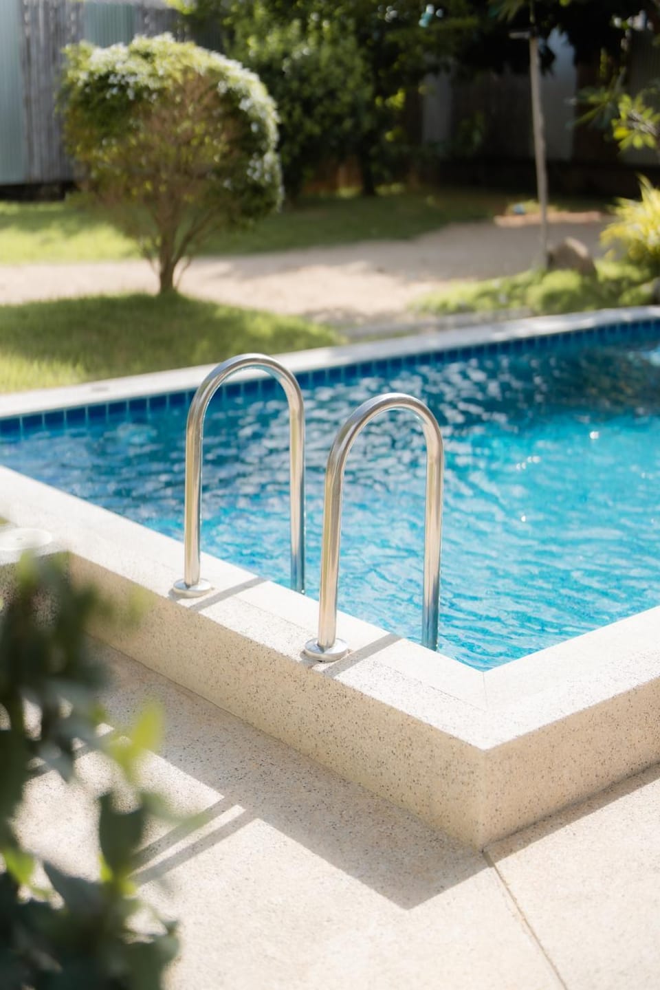 Garden, Swimming pool, Swimming pool