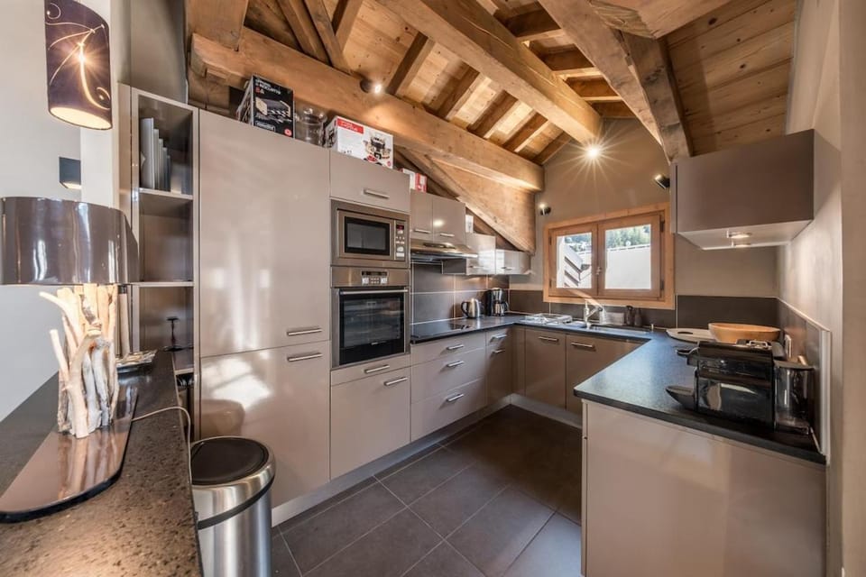 5 Bedrooms Chalet Courchevel Le Praz Chalet in Saint-Bon-Tarentaise