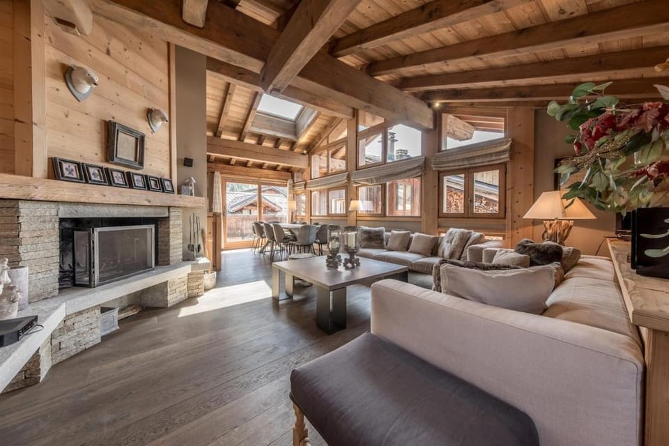 5 Bedrooms Chalet Courchevel Le Praz Chalet in Saint-Bon-Tarentaise
