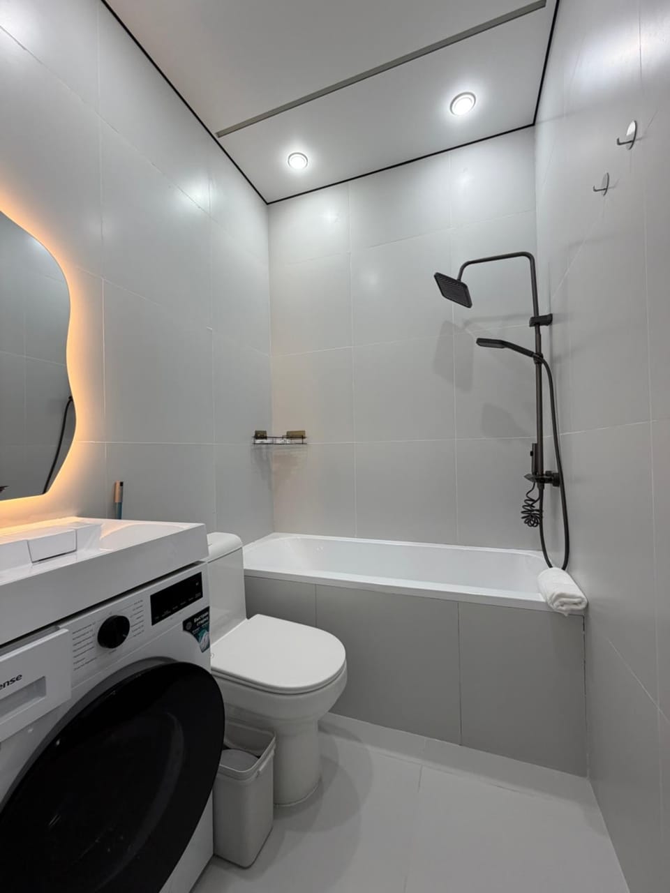 Shower, Toilet, Bathroom, Bath