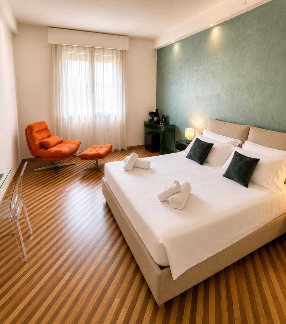 Nettuno Boutique Stay - Historic centre Bologna Bed and Breakfast in Bologna