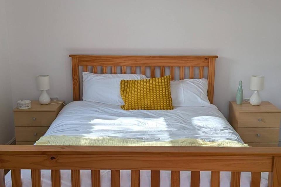 Apartment Sleeps 3 with Garden & Free Parking Apartment in Didcot
