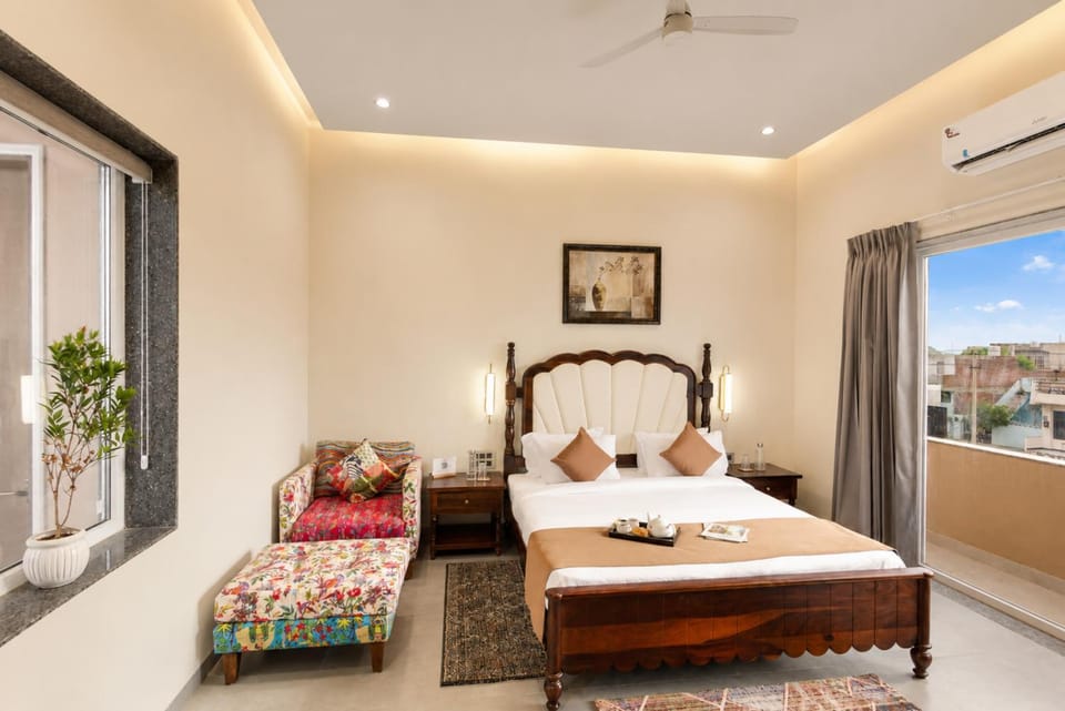 ELIVAAS Signature Casa Horizon 6-BHK Villa with Private Pool, Spacious Lawn, Terrace & Poolside Gazebo Villa in Jaipur