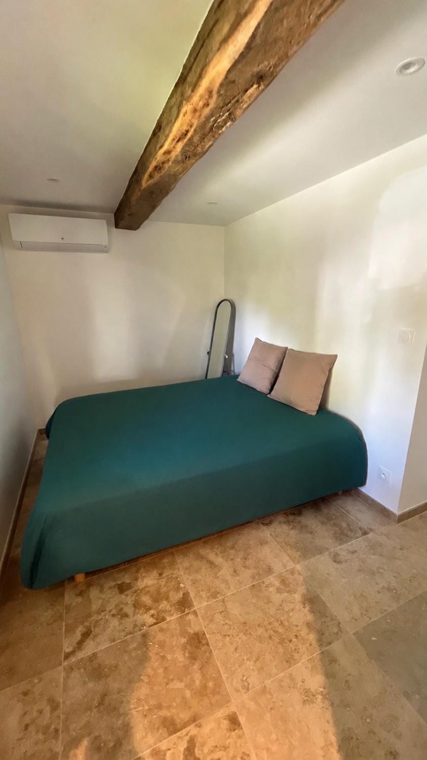 Le clos fleuri Apartment in Auvergne-Rhône-Alpes