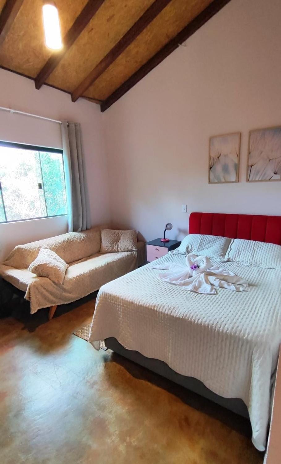 Chalé Quartzo Rosa House in State of Goiás