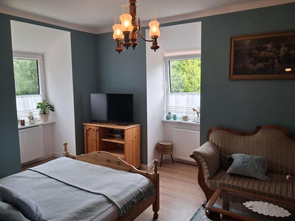 Agroturystyka Leszczynowy Dworek Farm Stay in Pomeranian Voivodeship