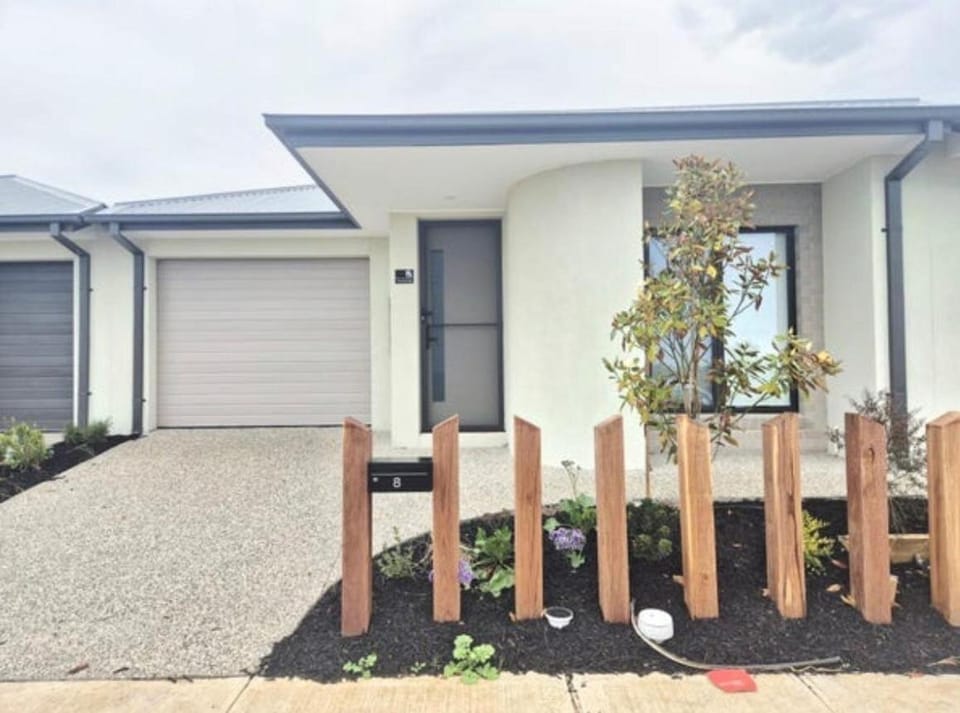 Property building, Garden view