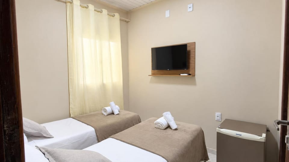 Bed, TV and multimedia, minibar