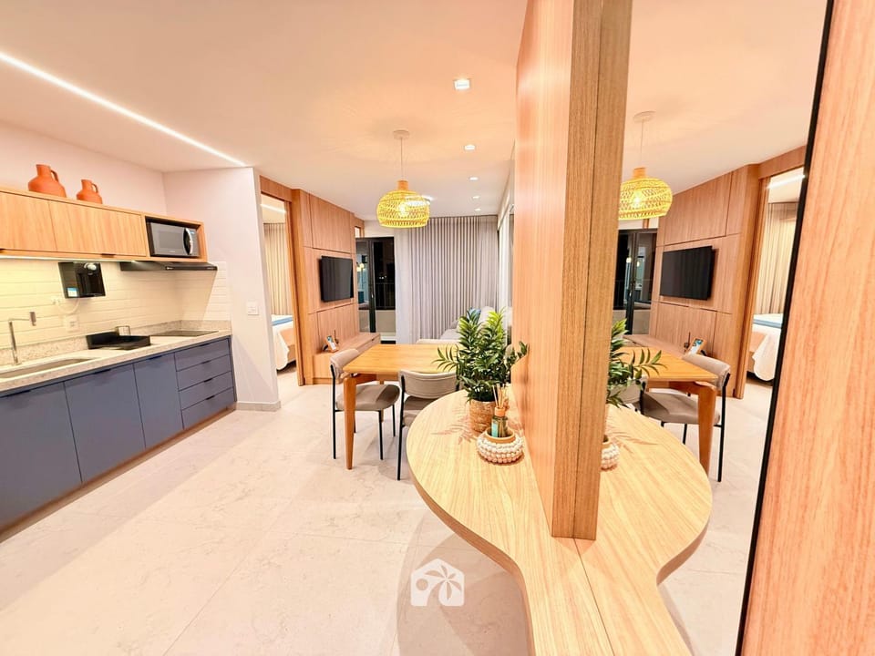 Communal lounge/ TV room, TV and multimedia, Kitchen or kitchenette, Dining area, stove