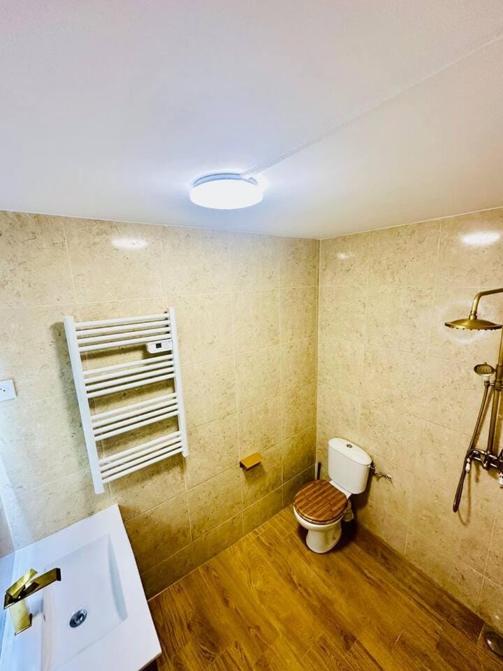 Suite 25 - 5 min Circuit 24H du Mans Apartment in Le Mans