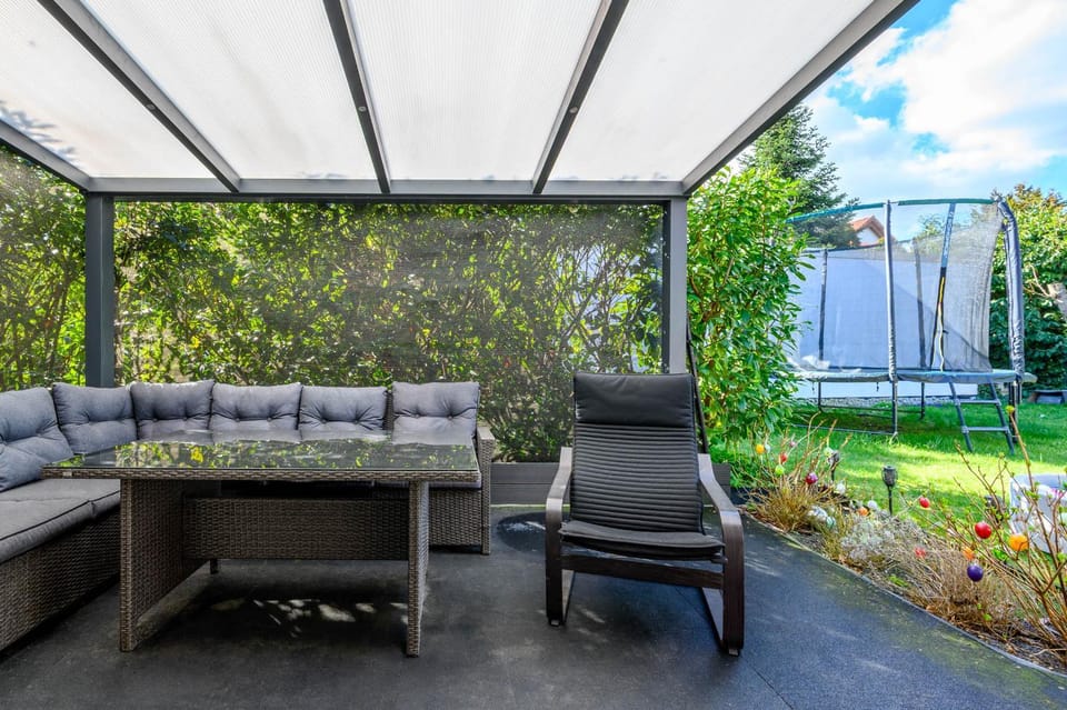 Garden, Seating area