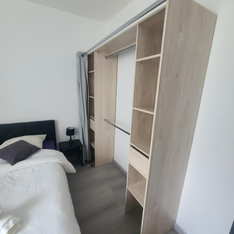 Appartement BREST - Immeuble sécurisé - Entrée autonome - Internet Apartment in Brest