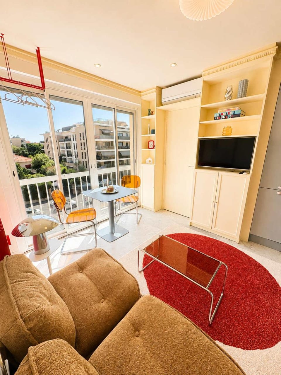 TV and multimedia, Living room