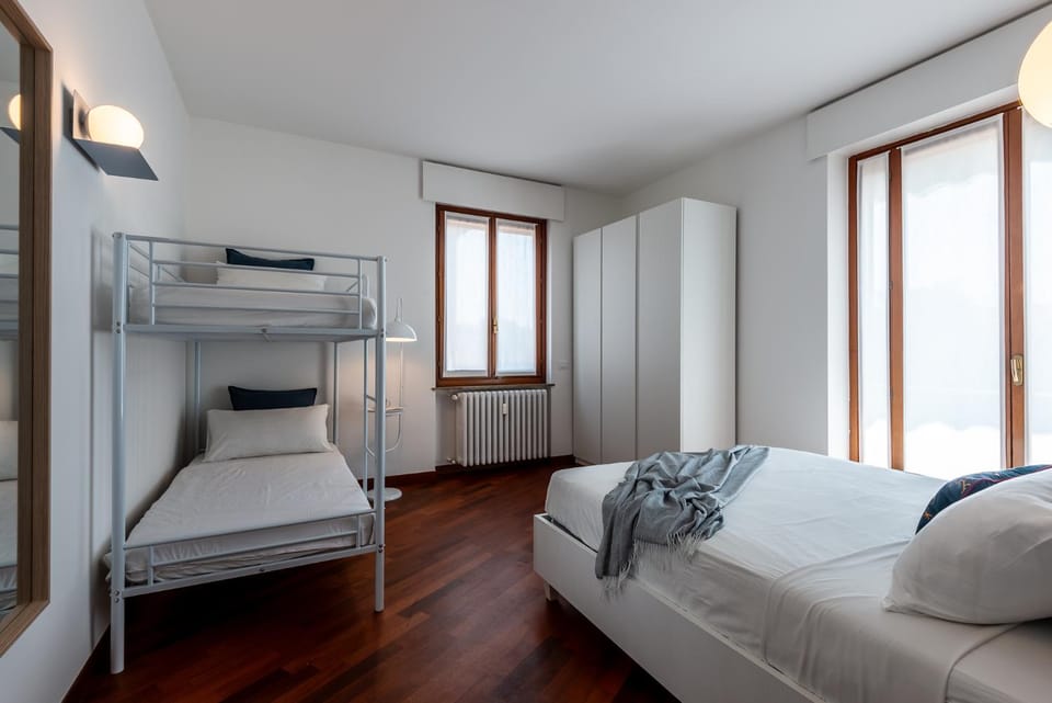 Patio, Patio, Spring, Bed, Day, Night, Winter, Summer, Balcony/Terrace, Balcony/Terrace, Bedroom, Autumn, Seasons, Time of day, bunk bed, heating, heating, internet, internet, soundproof, wardrobe, air conditioner, air conditioner