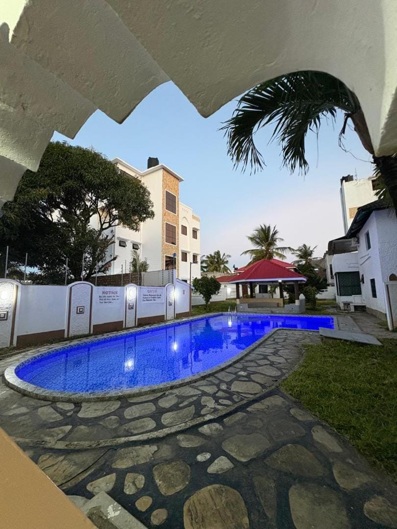 Pool view, Swimming pool, Swimming pool, sunbed