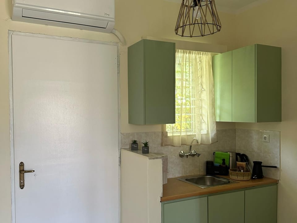 PanTheo Studio's Apartment in Peloponnese Region