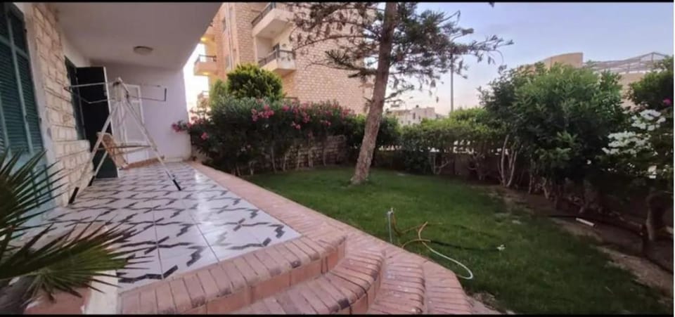 Garden, Garden view