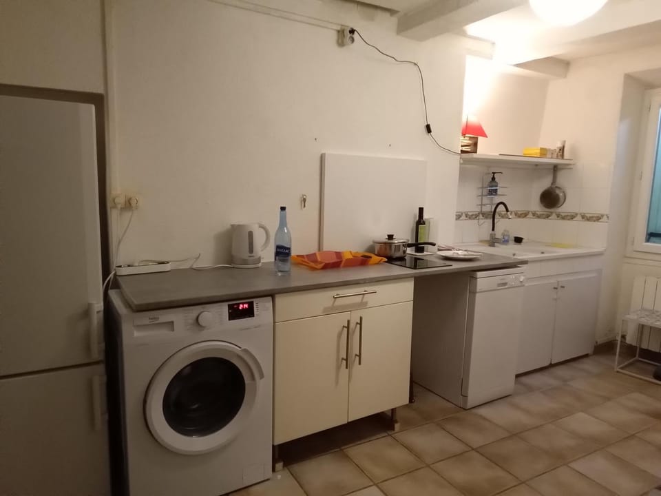 Appart 66m2 2chb, calme, frais, agréable Nyons centre Apartment in Provence