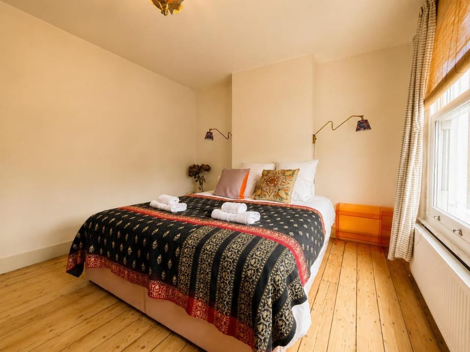 Charming 3BRs House Peaceful North London Retreat Villa in London