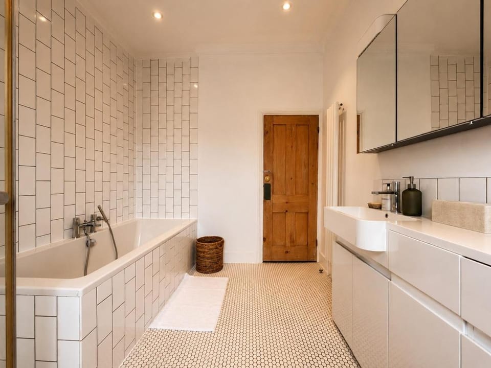 Charming 3BRs House Peaceful North London Retreat Villa in London