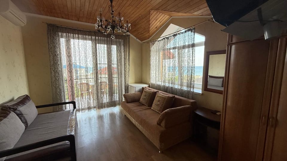 Гостевой дом у самого моря Bed and Breakfast in Odessa Oblast