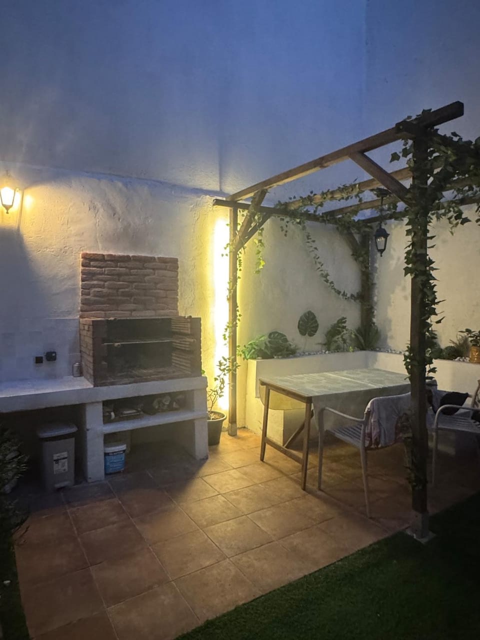 Primer piso junto al río y castillo Apartment in Ponferrada