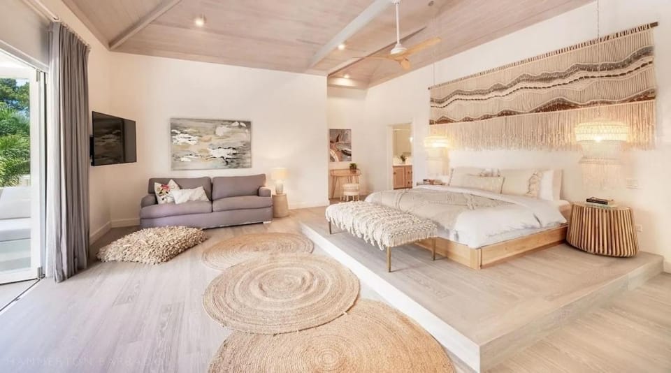 Villa Aama luxury 7 bed villa, Sandy Lane Barbados Villa in Holetown